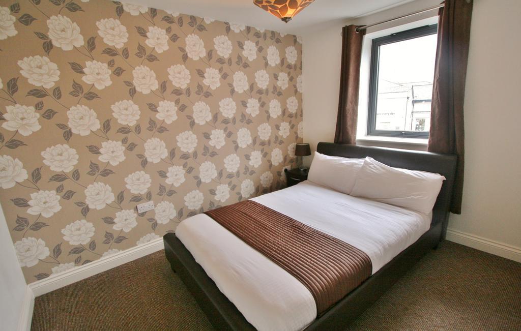 Central Hotel Cheltenham By Roomsbooked Exterior foto