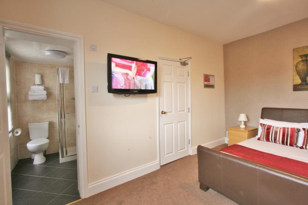 Central Hotel Cheltenham By Roomsbooked Exterior foto